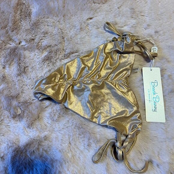 Beach Bunny skimpy bottom.. - Picture 5 of 6